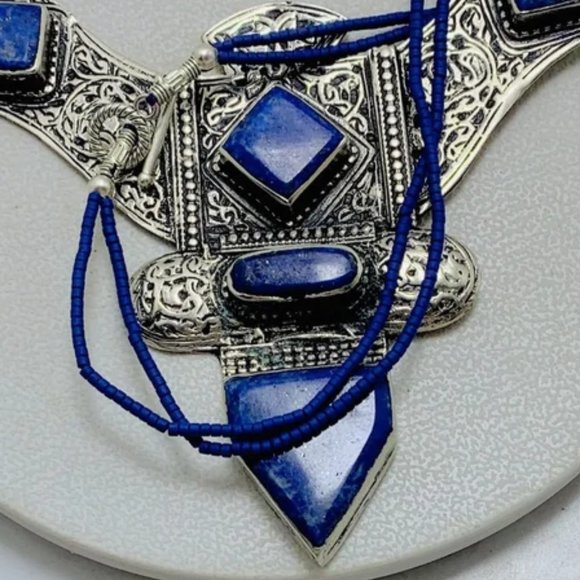 Lapis Lazui Nepalese Triangular Pendant Necklace, Lapis Lazuli Necklace - Picture 5 of 8